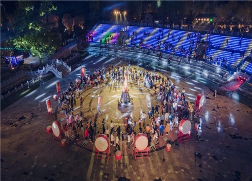 點(diǎn)亮夜間經(jīng)濟(jì) 提升城市活力
